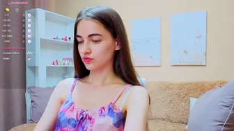 vikiberry saliva sex chat