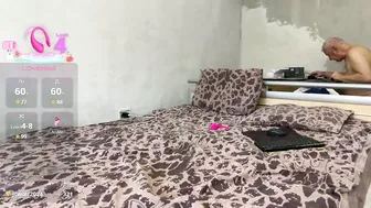 Niknik61 pantyhose posing on webcam