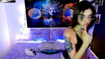 evie99_ naked 04-Jul-25