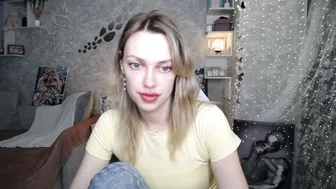 Yournickyadamidi posing on cam chat sex cam