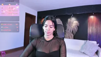 Saracorraless on webcam video