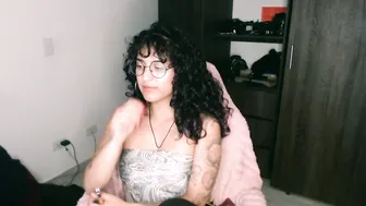 giny_bean porn cam - (03/28/2026)