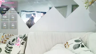 xcinqkuhx asian chat sex cam