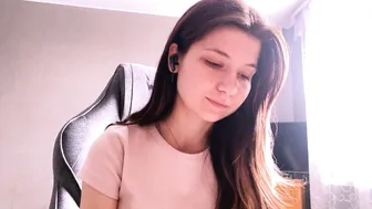 Kymberlychimes young nude chat