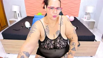 laura_riley hot webcam video 28 March 2026