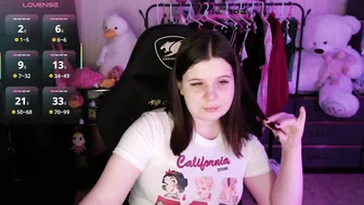 Amyvibes on webcam (03/28/2026)