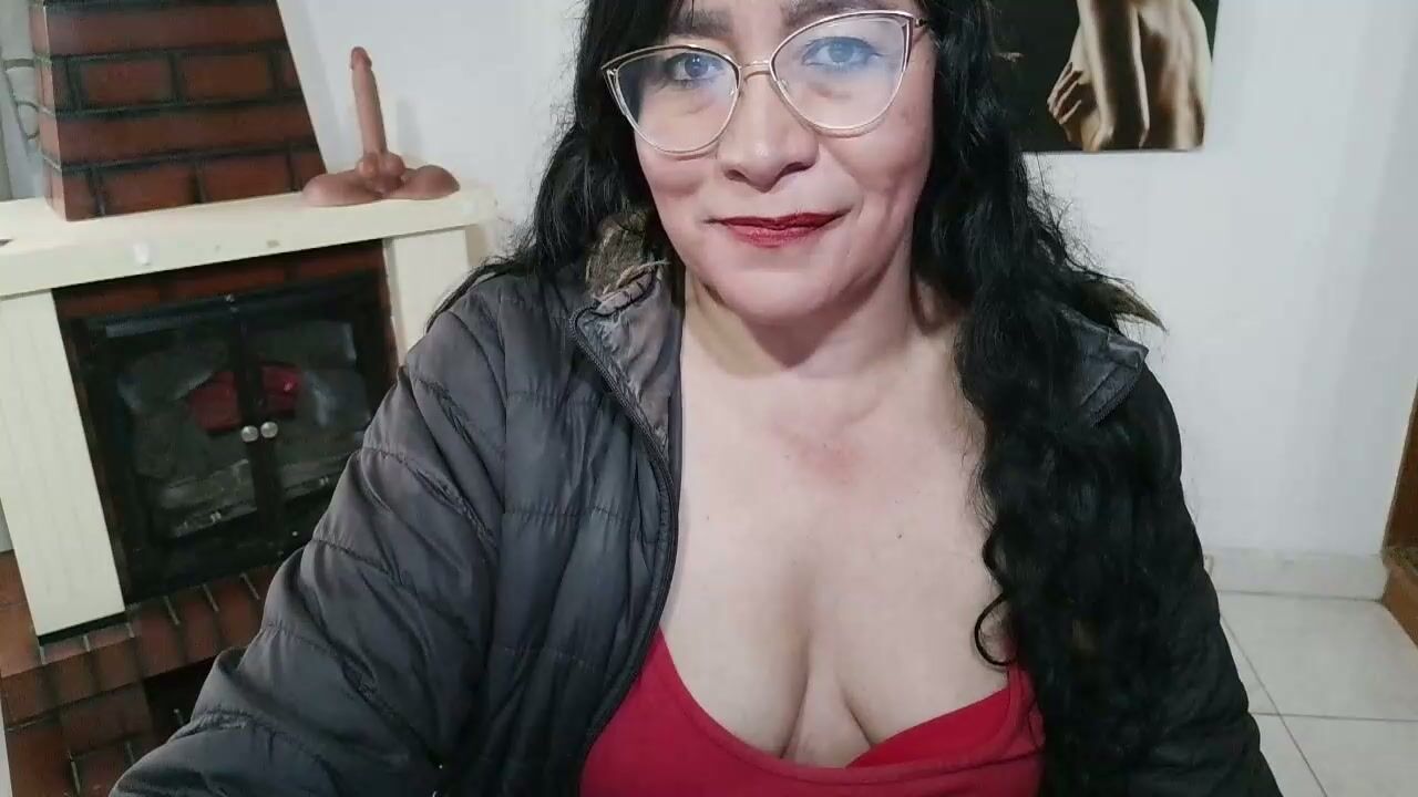 grace_mature_milf cam chat 03-28-2026