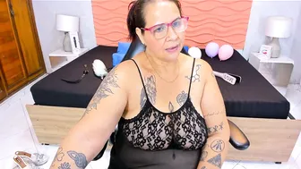 laura_riley bigboobs 28 March 2026