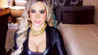 charismatic_apple recorded nude video 868564