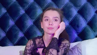 vanessavienne nude on cam 28-Mar-2026