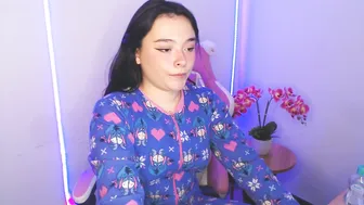 nahia__1 cam chat webcam chat