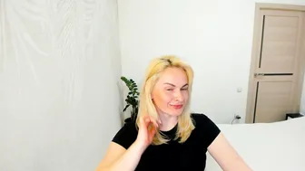 Alicee__grace feet live on cam