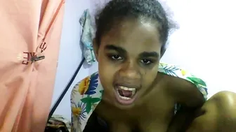 delphineee recorded nude video 870118