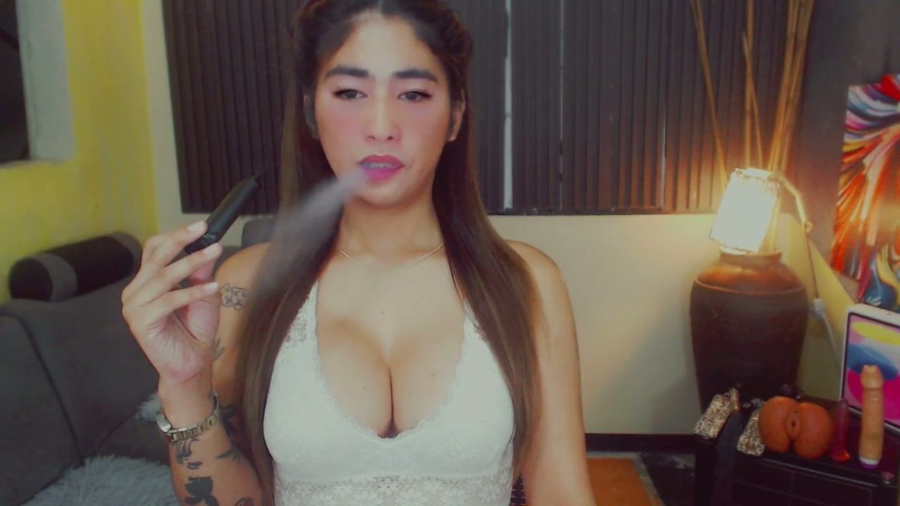 Bitchcommanderstella (03-29-2026)