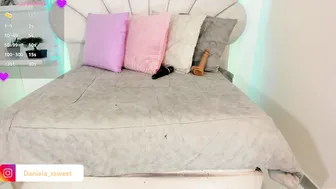 Shairytovar posing on webcam chat sex