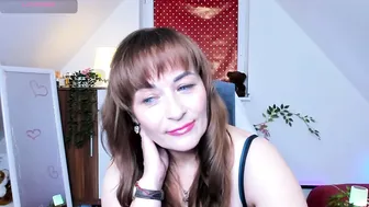 naughtymilane recorded nude video 873054