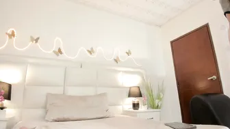 Angelinadorian cam nude (03/31/2026)