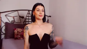 yvonneeverlee recorded nude video 875257