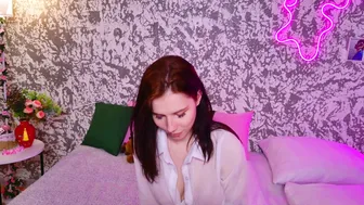 mellhyees recorded nude video 875638