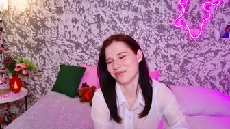 mellhyees recorded nude video 875638