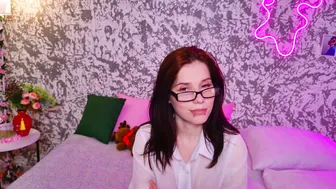 mellhyees recorded nude video 875638