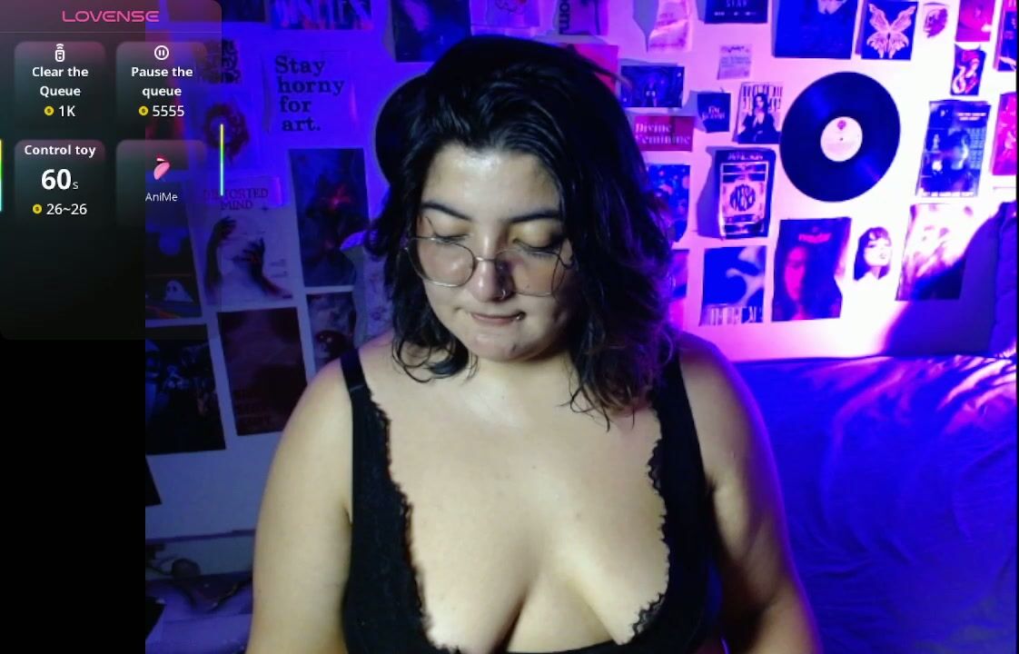 Roxy_f_w lovense porn chat