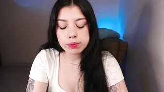 Emmi_0 porn cam chat (03-31-2026)