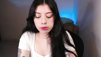 Emmi_0 porn cam chat (03-31-2026)