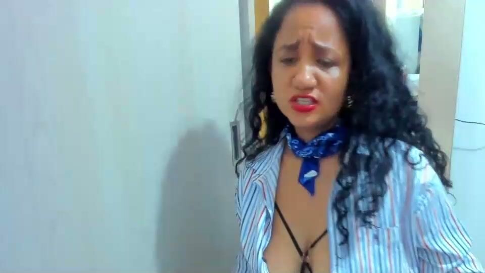 emperatriztapia bigboobs webcam chat