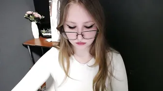 cute_minx 04/01/2026