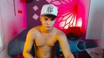 master_hot06 nude on cam 07-05-2025