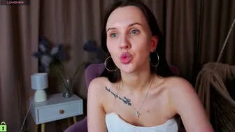 zlata__fox cam sex chat - 06-Jul-2025