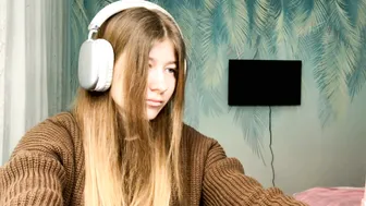 loisecromack recorded nude video 880719