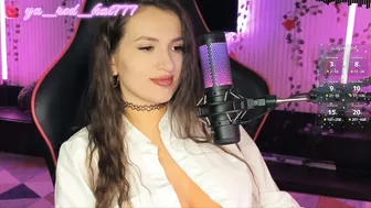 _red_hat_7 domi nude cam video