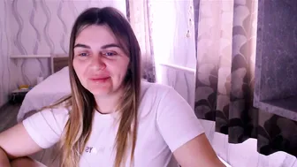 li_lit british naked on cam