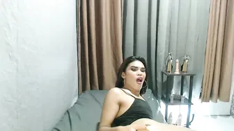neomi_hardcock bigcock nude cam