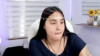 Caroline_rodriguez_9 posing on webcam cam porn