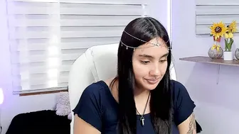Caroline_rodriguez_9 posing on webcam cam porn
