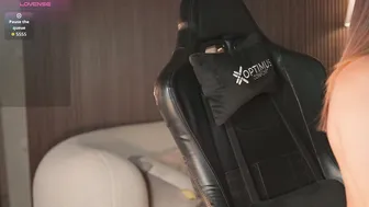 Mussalaine nude video chat 02 April 2026