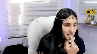 caroline_rodriguez_9 live webcam show 03-Apr-2026