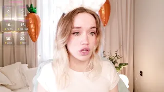Fancyamelia blonde porn cam video