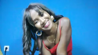 kelyhondra sex cam chat 05 April 2026