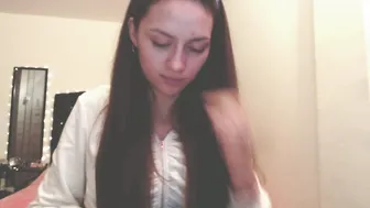 holy_juli2 recorded nude video 887163