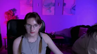 mona_cloud amateur webcam video - 06 April 2026