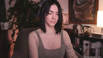 hollylinder_ latina 07/06/2025