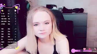 Alicenya young webcam chat
