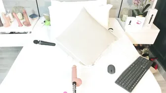 Emmasmithh2 fuckmachine cam video
