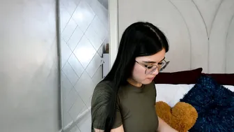 Camilasofiia glasses hot webcam porn video