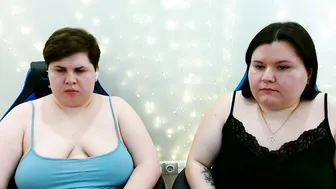 Beckyandellen live on cam video
