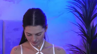 Ellylynn nude video chat 04-07-2026